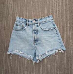 Zara Cute Off Jean Shorts Size 2